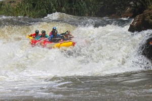 Scary run on Ash river rafting