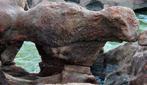 Rock-sculpture Ghum Ghum Falls-Orange-River-Pella   